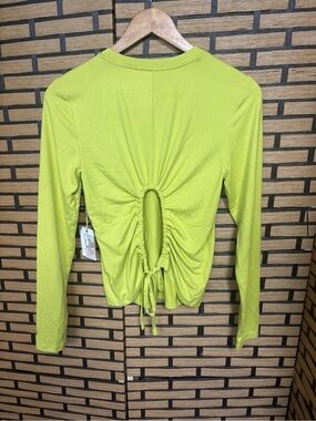 Jessica Simpson Active Lime Green Open Back Long Sleeve Top Size Small‎